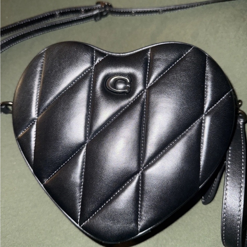 Quilted Heart Crossbody Bag - Black